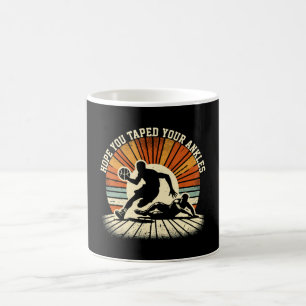 Ankle Breaker - Dynamisk Basketboll Showdown Kaffemugg