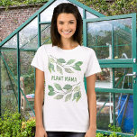 Anläggning Mamma T Shirt<br><div class="desc">Den här vegetabiliska Mamman T-shirten är dekorerad med vattenfärgsgrön och grönt typografi. Den här T-tröjan ger en underbar gåva till en växt älskare. Eftersom vi skapar vår teckning kommer du inte att hitta just den här bilden från andra designers. Ursprunglig vattenfärg © Michele Davies.</div>
