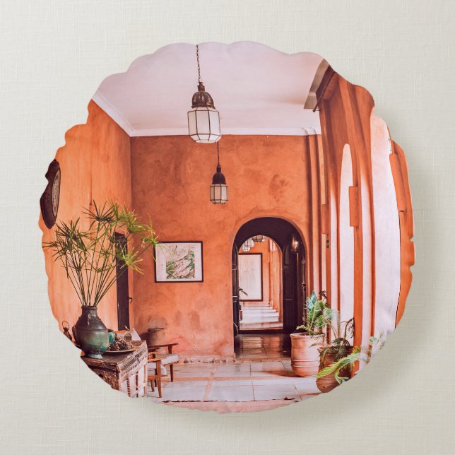 ANLÄGGNINGAR MED ANLÄGGNINGSOMRÅDE NÄRA MATTA INSI RUND KUDDE (Framsidan)