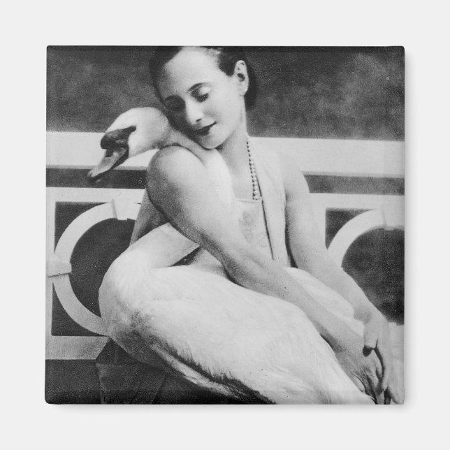 Anna Pavlova med hennes svan Jack, c.1905 Magnet (Framsidan)