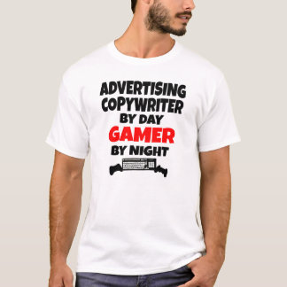 Annonsera kopywriter per Day Gamer per natt T-shirt