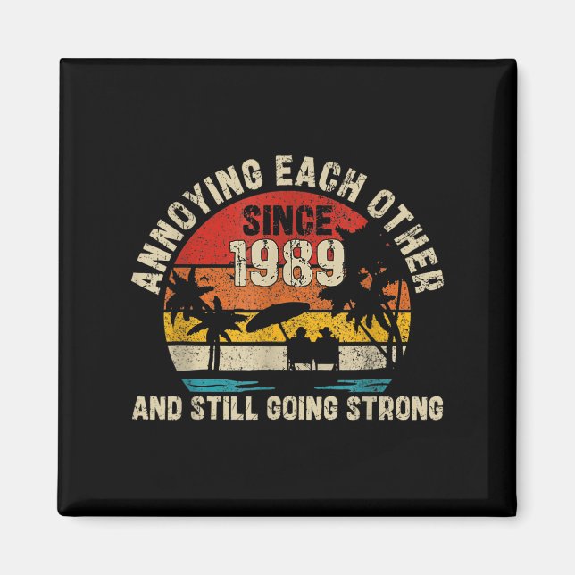 Annoting mot varandra sedan 1989 och fortsätter magnet (Framsidan)