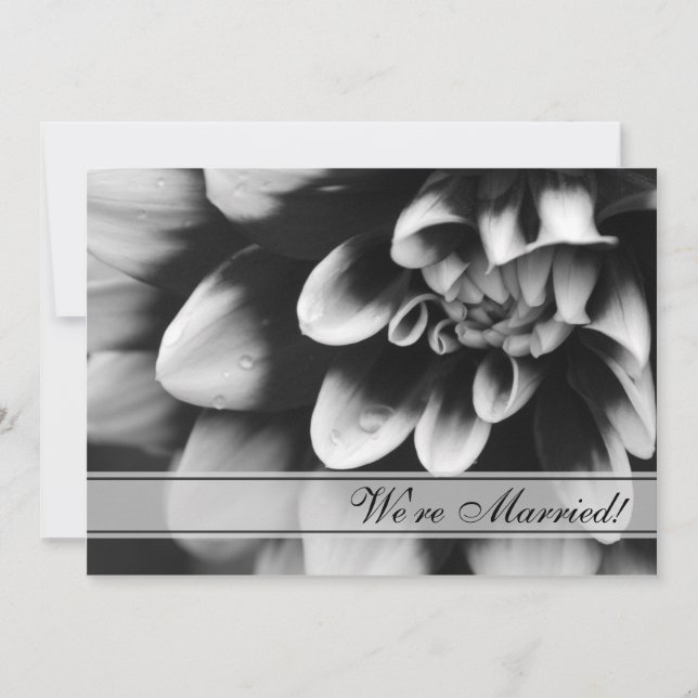 Announement Black White Dahlia Flower Giftermål Meddelande (Framsida)