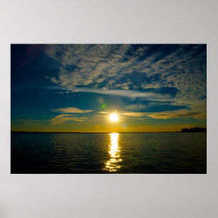 Ännu en vacker solnedgång på Ochlockonebukten Poster