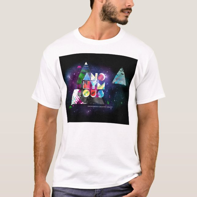 Anonym pyramidfärg t-shirt (Framsida)