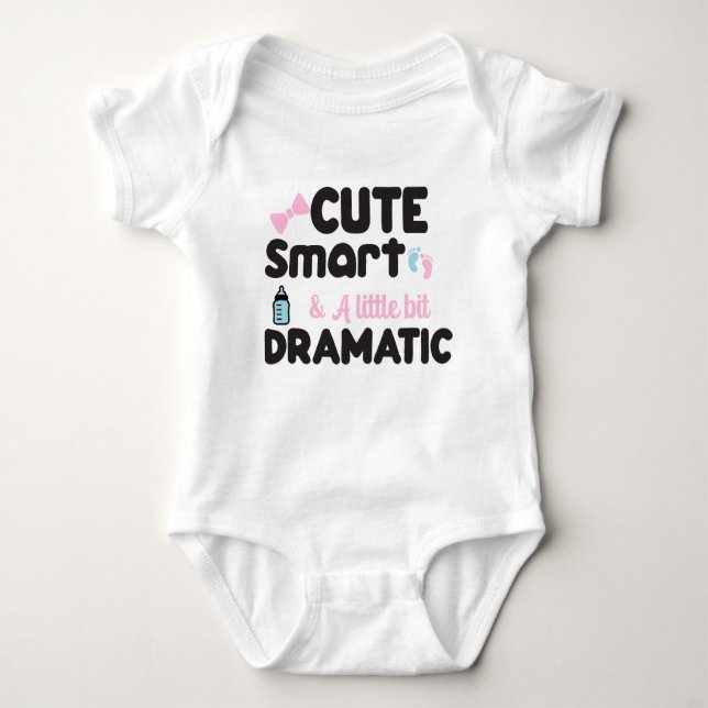 Anpassa Cute Smart & Dramatic Funny T Shirt (Framsida)