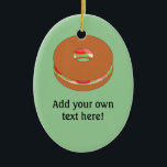 Anpassa den här Bagel-bilden Julgransprydnad Keramik<br><div class="desc">Lägg till en slogan eller namn om du vill skapa en personlig med ett bageltema. Bilden visar ett bröd ring fyllt med sallat,  kött och tomat.</div>