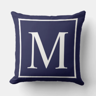 Anpassa engramsblått i monogram kudde