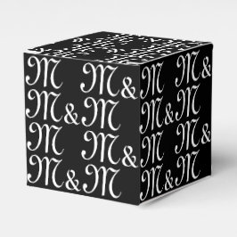 Anpassa ett pars svarta Initialer-present i monogr Presentaskar