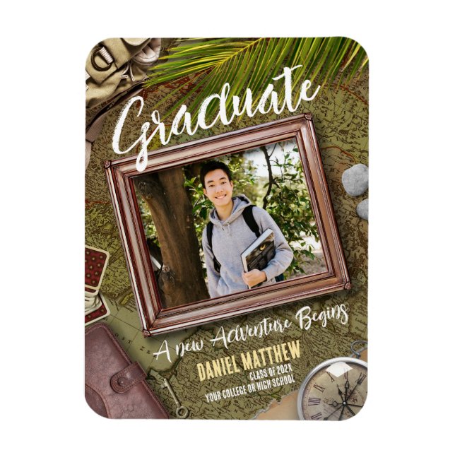 Anpassa Grönt Adventurer Theme Studenten Magnet (Vertikal)