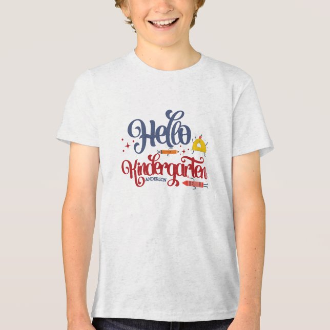 Anpassa Hej kindergarten Typografi T Shirt (Framsida)