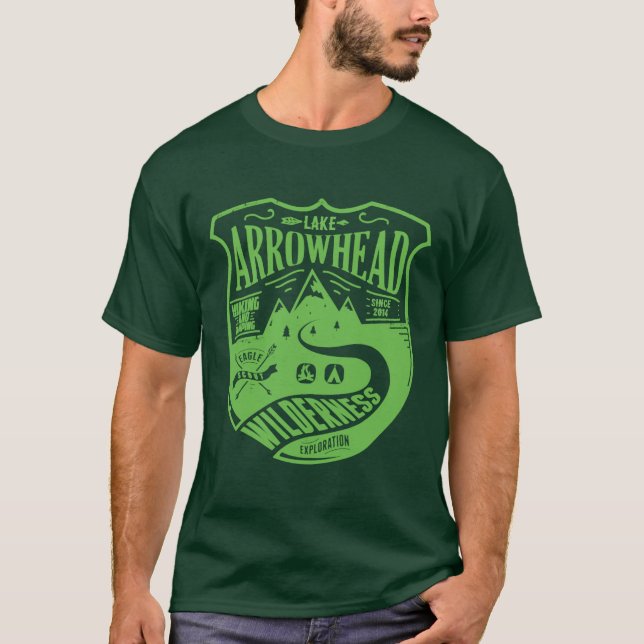 Anpassa Lake Arrowhead Camping Wilderness Green T Shirt (Framsida)