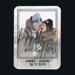 Anpassa | Lyckligtvis allt efter | keepsaké Magnet<br><div class="desc">Anpassa | Lyckligtvis allt efter | keepsaké Magnet . Ett bröllop-kepars med bröllop-parets foto och namn och bröllop-datum. anpassa det genom att ändra foto och namn för brud och triom och även bröllop-datum. Kontakta mig gärna för ytterligare anpassning.</div>