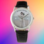 Anpassa Manar Fotto Se 50-årsgåvor Armbandsur<br><div class="desc">Anpassa Manar Foto Se 50-årsjubiléet. Bilden visar en personlig manar-klocka, varsamt utformad för att vara en minnesvärd jubileumsgåva till ditt älskade make. Det här krävande tidsavsnittet kombinerar elegans och sofistikering, skapar det som ett anmärkningsvärt tillbehör som kommer att fånga hans uppmärksamhet. Se upp är en symbol för ert uthålliga kärlek...</div>