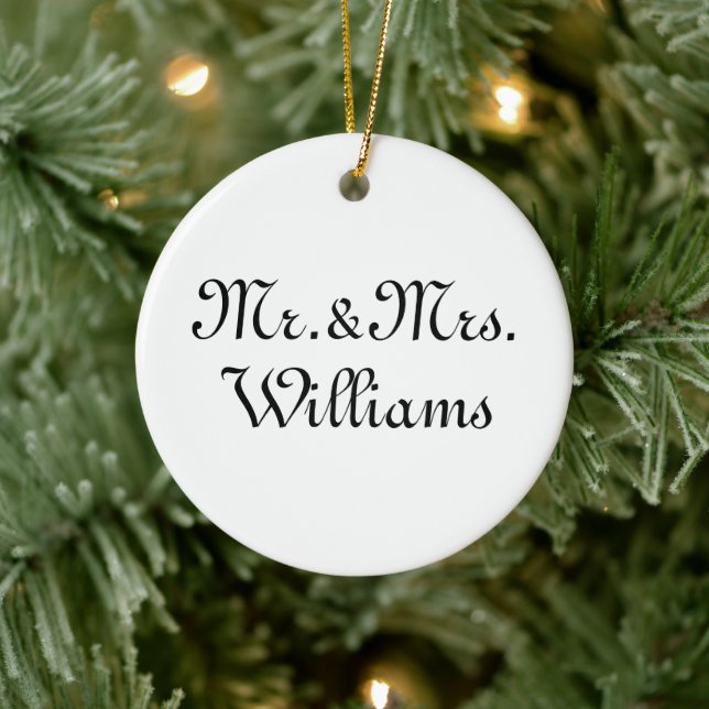 Anpassa med parets efternamn, mr. Och Mrs. Julgransprydnad Keramik (Träd)