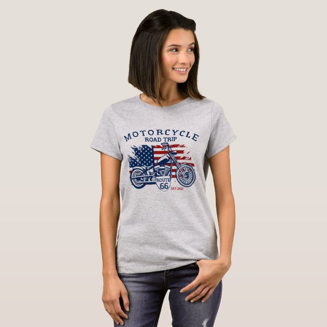 Anpassa motorcykelväg Resa väg 66 USA flagga T Shirt (Hel framsida)