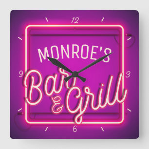 Anpassa NAMN Rosa Faux Neon Sign Retro Pub Grill Fyrkantig Klocka