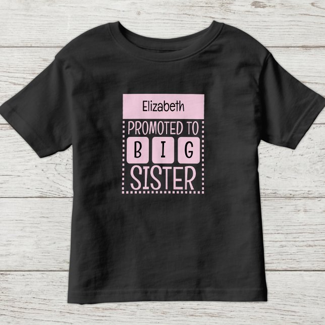 Anpassa namn storasyster rosa t shirt (Skapare uppladdad)