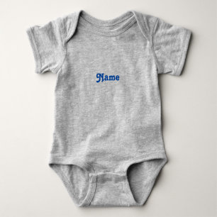 Anpassa namn, text blåa bokstäver grå t shirt