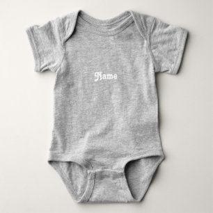 Anpassa namn, text vita bokstäver grå t shirt