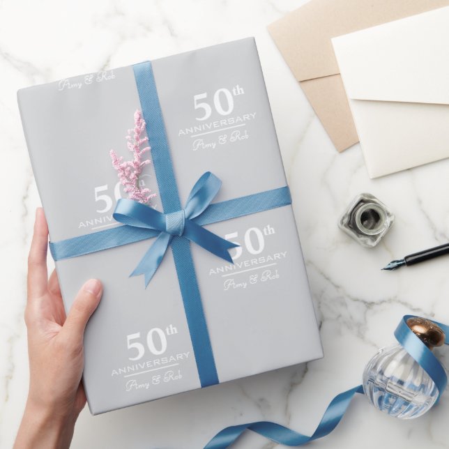 Anpassad årsdag modern stilren minimalistisk presentpapper (Gifting)
