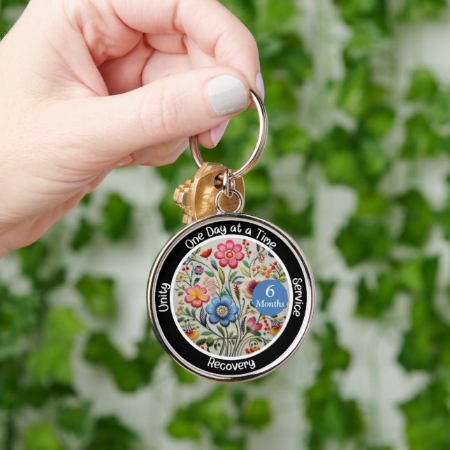 Anpassad återhämtningsmilstolpepresent - Blommig Rund Silverfärgad Nyckelring (Hand)