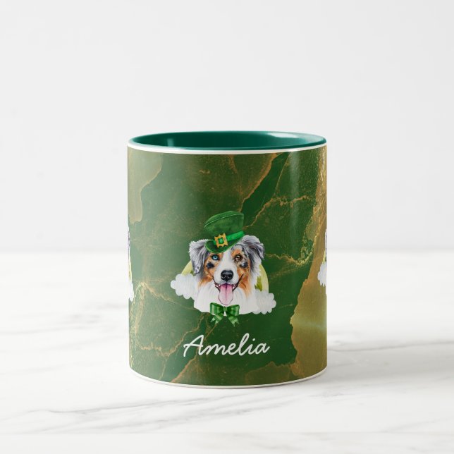 Anpassad australisk shepherd guld St. Patricks Day Två-Tonad Mugg (Center)