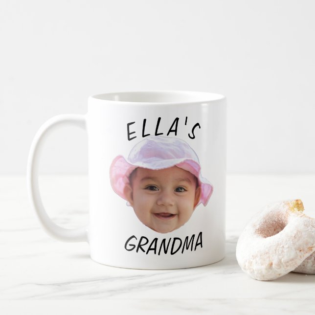 Anpassad babyansikte foto text mormor kaffemugg (Med munk)