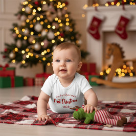 Anpassad babybodys med familjenamn för första jule t shirt