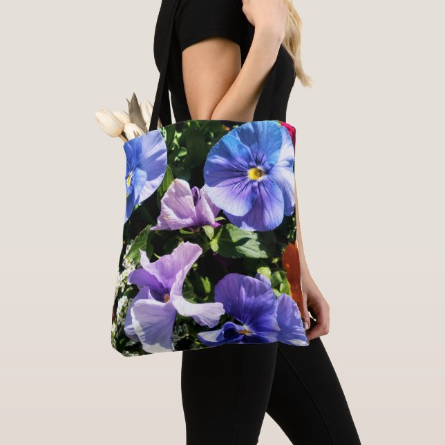 Anpassad bild lila penséblomma  tygkasse (Närbild)