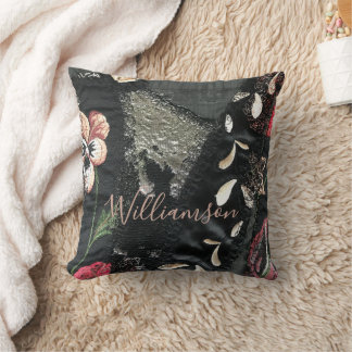 Anpassad blomsterpatchwork broderi look grå beige kudde