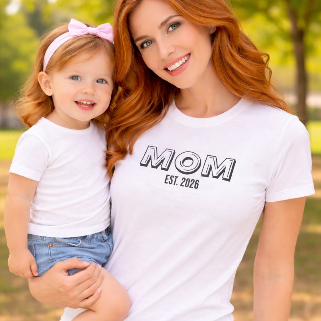 Anpassad Datum Etablerad Mamma Svart Skrift T Shirt (Skapare uppladdad)