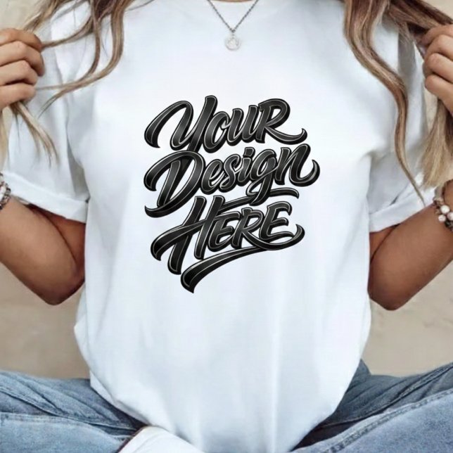 Anpassad "Din Design Här" T-Shirt med Fet Bokstav  (Skapare uppladdad)