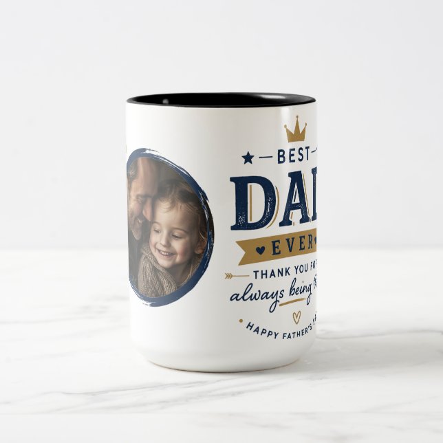 Anpassad fadersdagsmugg med foto – Bästa pappa någ Två-Tonad Mugg (Center)