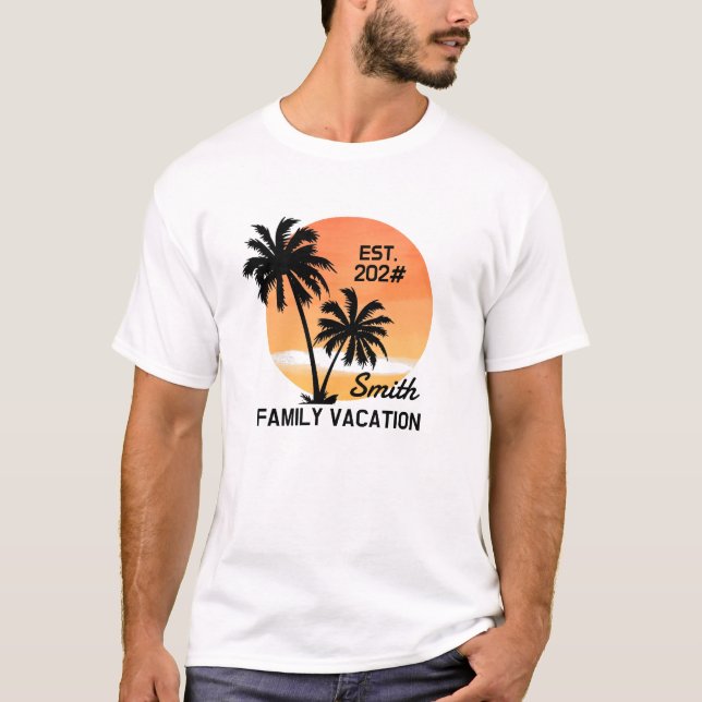 Anpassad familjesemester t shirt (Framsida)