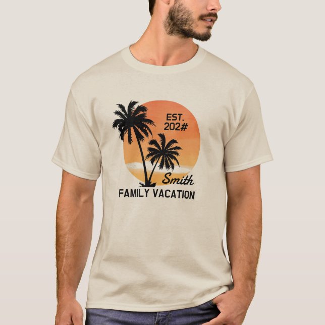 Anpassad familjesemester t shirt (Framsida)
