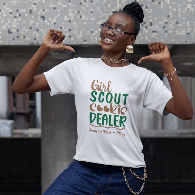 Anpassad flickscout Cookieförsäljare T Shirt (Skapare uppladdad)