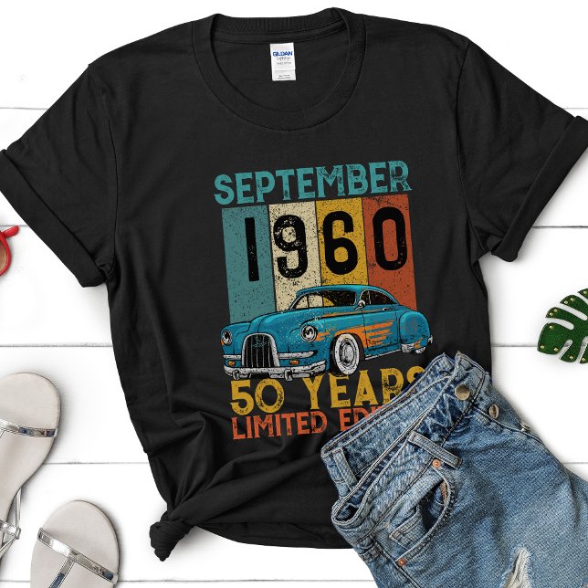 Anpassad födelsedag för Retro Färgad Classic Car T Shirt (Skapare uppladdad)