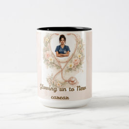 Anpassad fotosykeplearutexamen 2026 Blommig kaffek Två-Tonad Mugg