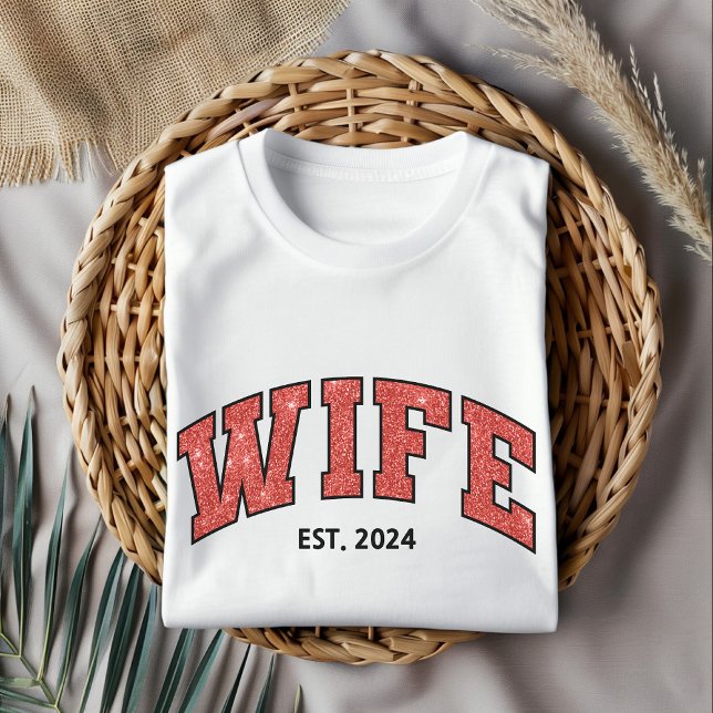 Anpassad hustru skjorta, årsdag & födelsedagsprese t shirt (wifey shirt, custom wifey shirt, personalized wife shirt, glitter wife shirt, wedding gift shirt,)