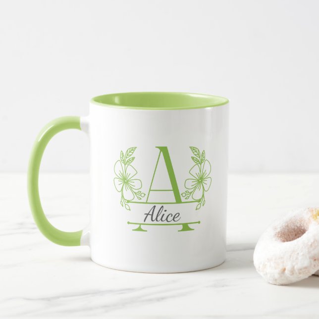 Anpassad initial blommig monogrammugg mugg (Med munk)
