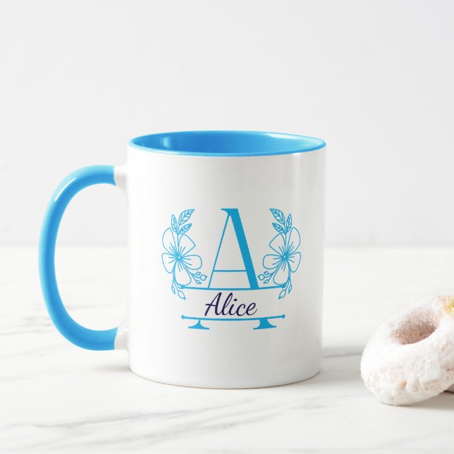 Anpassad initial blommig monogrammugg mugg (Med munk)