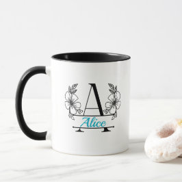 Anpassad initial blommönstrad mugg