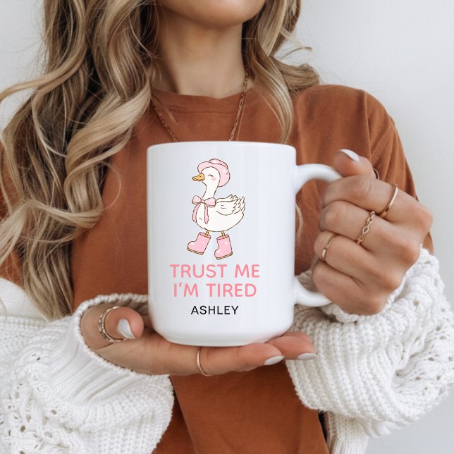 Anpassad Jag är trött Mugg Examenspresent för Sjuk (Trust Me I’m Tired Coffee Mug Gift for Doctors, Funny Nurse Life Mug Trust Me I’m Tired Gift)