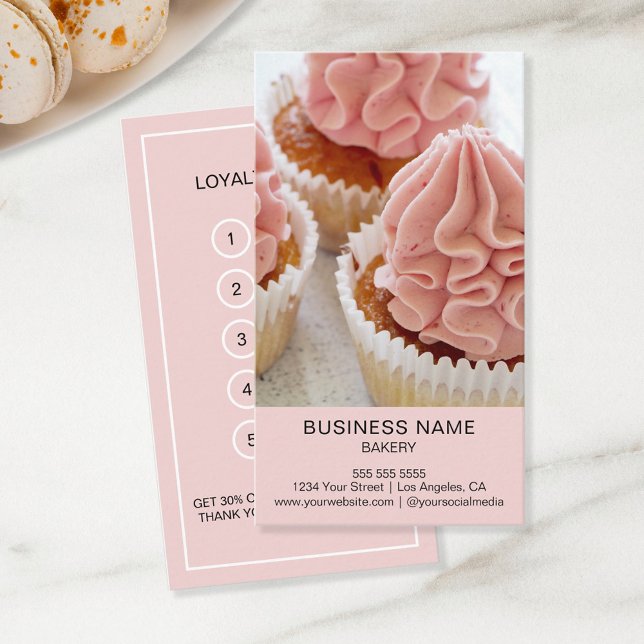 Anpassad konditori kakaffär lojalitetskort (Create your own Business Bakery Cake Shop Loyalty Card by MINTIC DESIGN STUDIO)