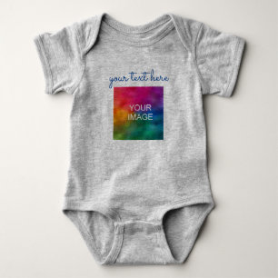 Anpassad Lägg till text Ladda upp foto Baby Grå Ty T Shirt