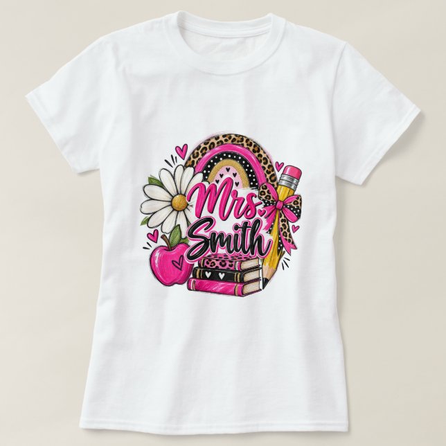 Anpassad lärare namn klänning Leopard Regnbåge T Shirt (Design framsida)