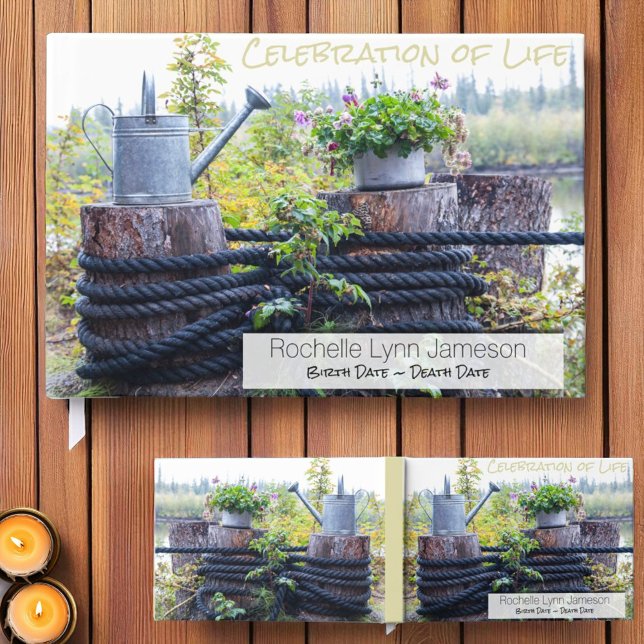 Anpassad Livets Firande Vattningskanna Stilleben Gästböcker (Template cover guestbook and image back. )