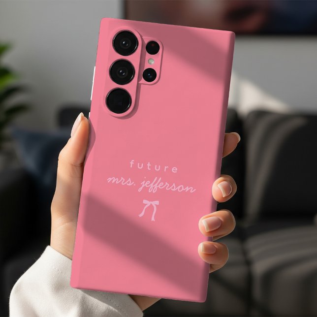Anpassad Modern Skript Brud | Sjungmöhipparty (Future Mrs Bride To Be Phone Case | Custom Script Name Fiancée Engagement Announcement Phone Case )