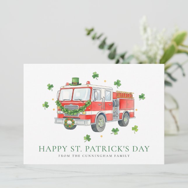 Anpassad modern St. Patrick's Day brandbil Julkort (Stående Fram)